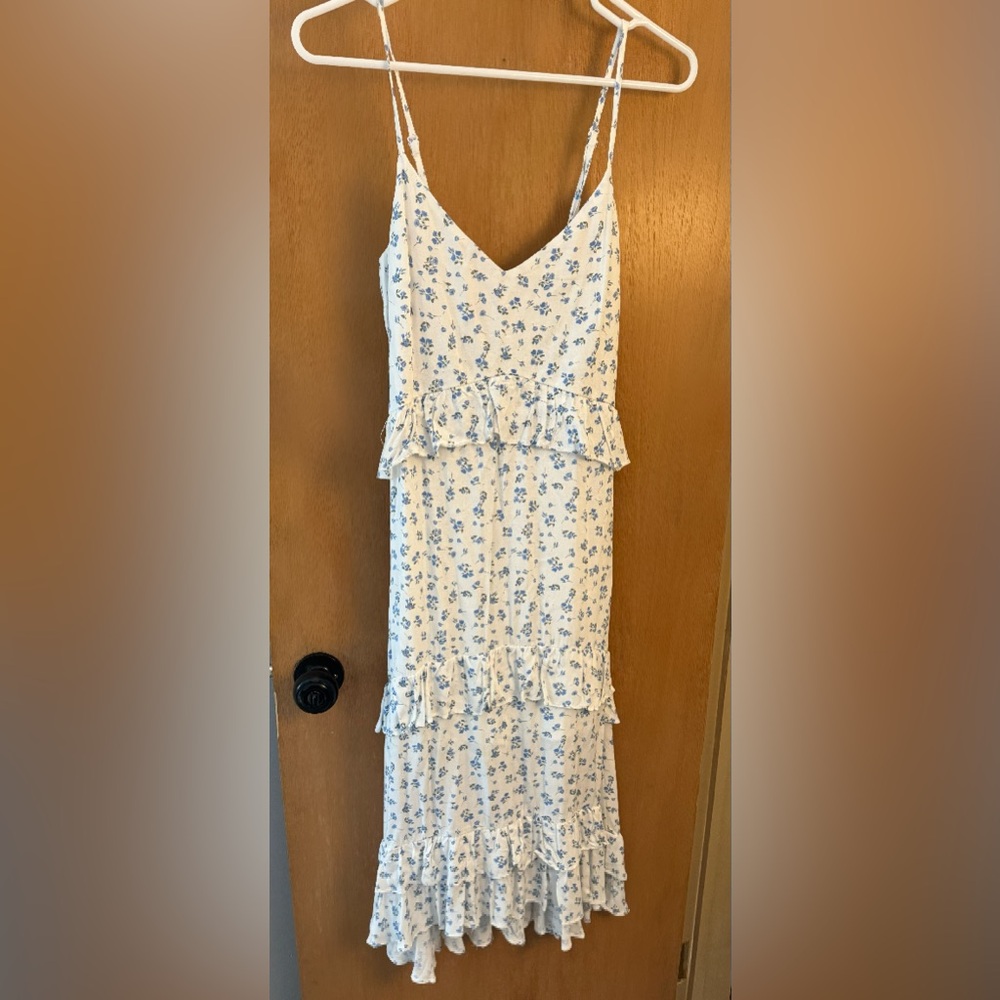 Extra small NEW Altar’d State midi white floral dress